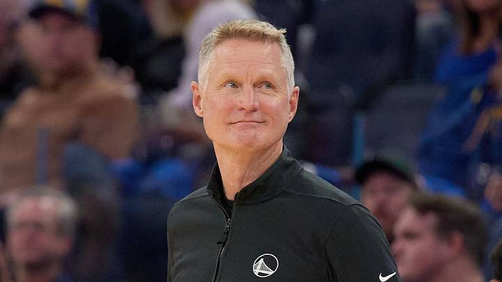 Jan 18, 2025; San Francisco, California, USA; Golden State Warriors head coach Steve Kerr reacts against the Washington Wizards during the third quarter at Chase Center. Mandatory Credit: Robert Edwards-Imagn Images