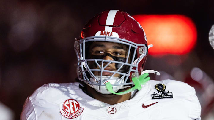 Alabama Crimson Tide offensive lineman Kadyn Proctor