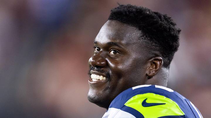 Seattle Seahawks center Olu Oluwatimi against the Arizona Cardinals at State Farm Stadium.
