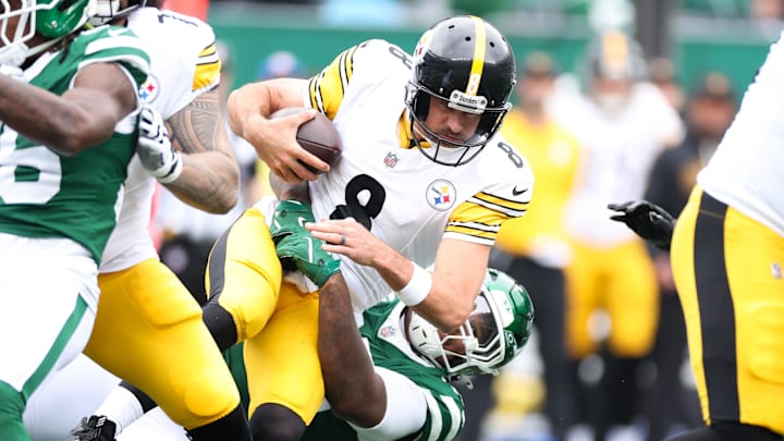 Steelers quarterback Aaron Rodgers was sacked four times by the Jets in Week 1.