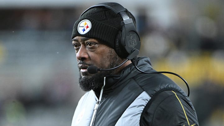 Jan 4, 2025; Pittsburgh, Pennsylvania, USA; Pittsburgh Steelers head coach Mike Tomlin looks on during the second quarter against the Cincinnati Bengals at Acrisure Stadium. Mandatory Credit: Barry Reeger-Imagn Images