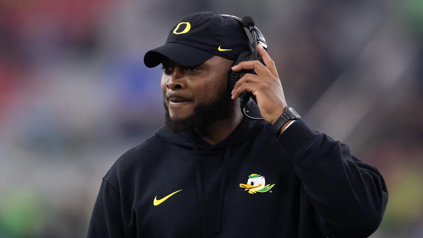 Oregon Ducks Coaches Visit Elite California Offensive Line Recruit