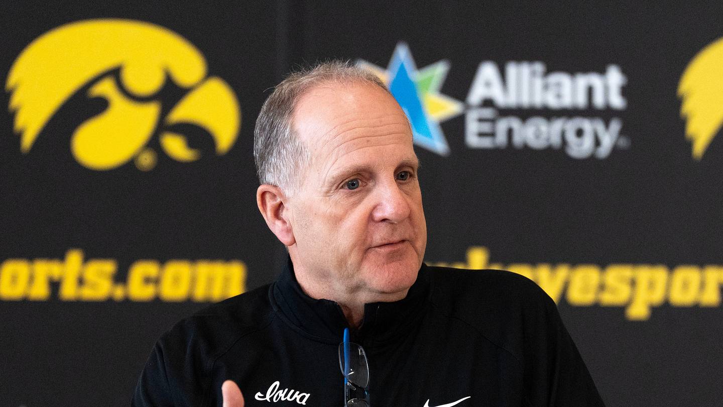 Rekindling March Magic: The Blueprint for an Iowa Hawkeyes Upset Over Ohio State