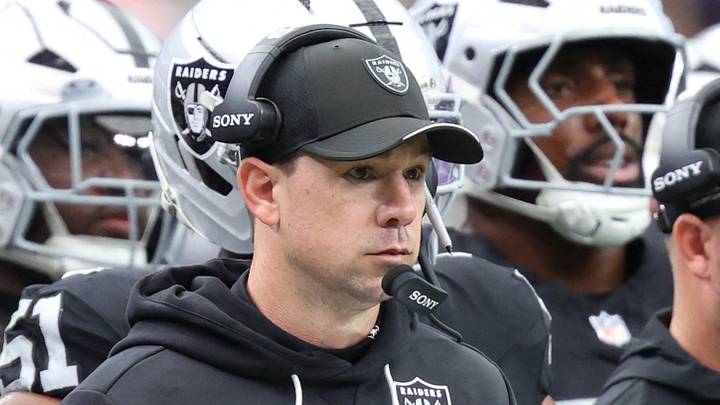 Oct 18, 2026; Paradise, Nevada, USA; Las Vegas Raiders head coach Klint Kubiak looks on in the second quarter against the Buffalo Bills at Allegiant Stadium. Mandatory Credit: Christopher Trim-Imagn Images Oct 18, 2026; Paradise, Nevada, USA; Las Vegas Raiders head coach Klint Kubiak looks on in the second quarter against the Buffalo Bills at Allegiant Stadium. Mandatory Credit: Christopher Trim-Imagn Images