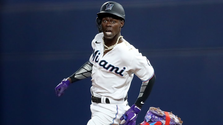Jazz Chisholm se roba el show con su velocidad en los Marlins