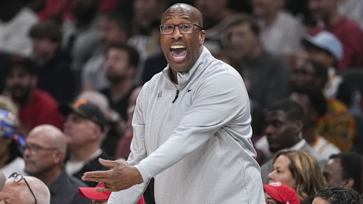 Mike Brown, Knicks at Hawks