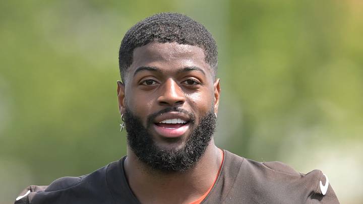 Cleveland Browns defensive end Jared Verse