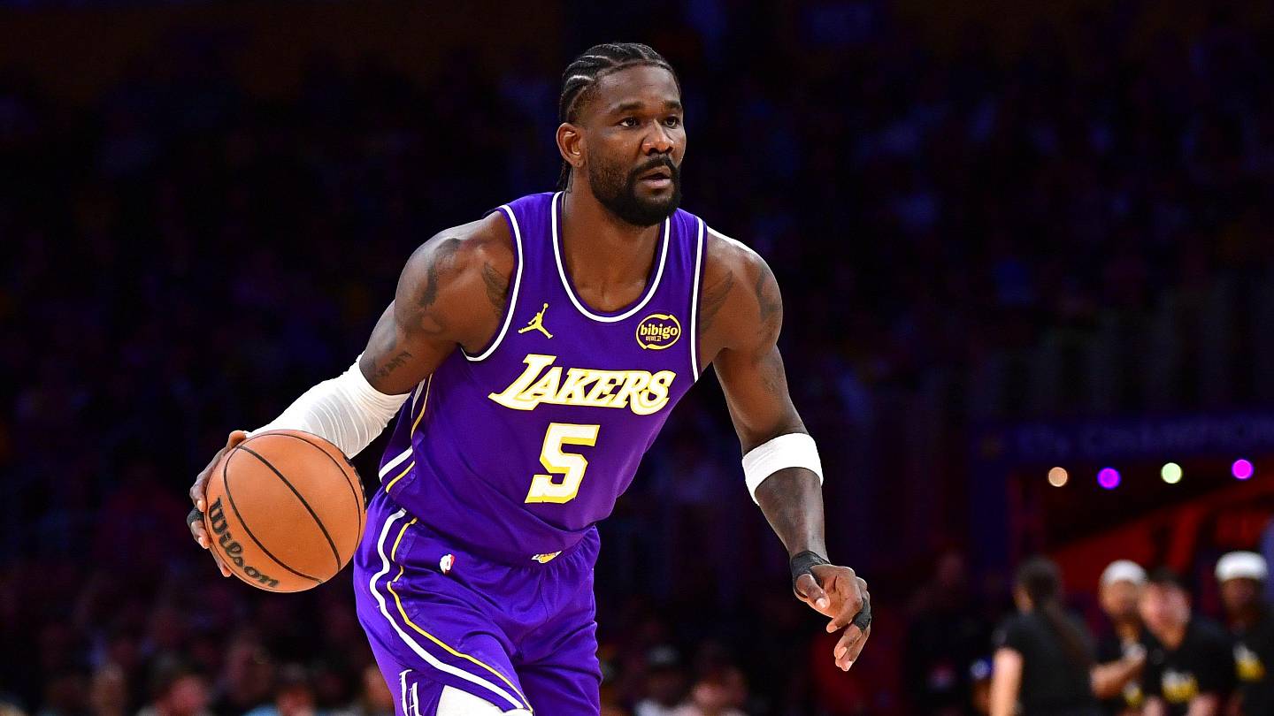 Deandre Ayton’s Future With Lakers Suddenly Feels Far From Certain