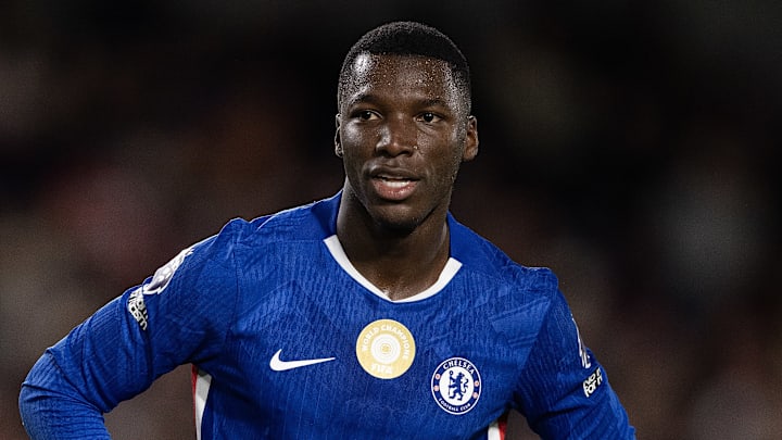 Moisés Caicedo was involved in a heated incident. Moisés Caicedo was involved in a heated incident.