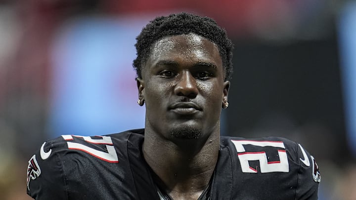 As a designated pass rusher, Atlanta Falcons edge rusher James Pearce Jr. is making an impact, even if the stats aren't there... yet. As a designated pass rusher, Atlanta Falcons edge rusher James Pearce Jr. is making an impact, even if the stats aren't there... yet.