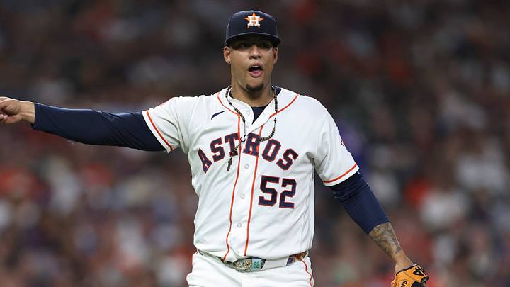 Aug 1, 2026; Houston, Texas, USA; Houston Astros pitcher Bryan Abreu (52) points after a play during the eighth inning against the Texas Rangers at Daikin Park. Mandatory Credit: Troy Taormina-Imagn Images Aug 1, 2026; Houston, Texas, USA; Houston Astros pitcher Bryan Abreu (52) points after a play during the eighth inning against the Texas Rangers at Daikin Park. Mandatory Credit: Troy Taormina-Imagn Images