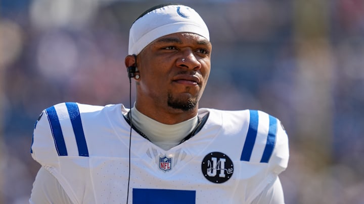 Indianapolis Colts v Tennessee Titans