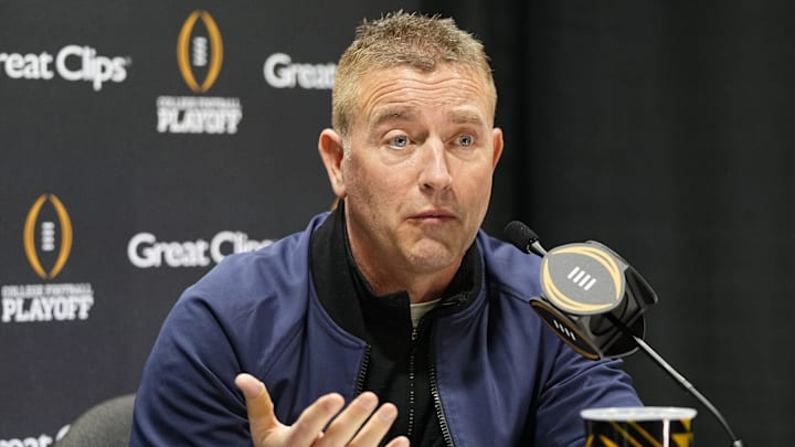 ESPN broadcaster Kirk Herbstreit believes the College Football Playoff field should be expanded from 12 to 16 teams. ESPN broadcaster Kirk Herbstreit believes the College Football Playoff field should be expanded from 12 to 16 teams.