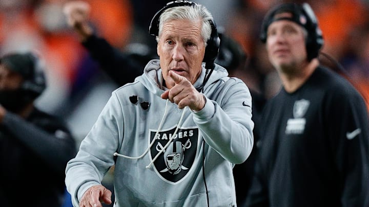 Nov 6, 2025; Denver, Colorado, USA; Las Vegas Raiders head coach Pete Carroll gestures in the fourth quarter against the Denver Broncos at Empower Field at Mile High. Mandatory Credit: Isaiah J. Downing-Imagn Images Nov 6, 2025; Denver, Colorado, USA; Las Vegas Raiders head coach Pete Carroll gestures in the fourth quarter against the Denver Broncos at Empower Field at Mile High. Mandatory Credit: Isaiah J. Downing-Imagn Images