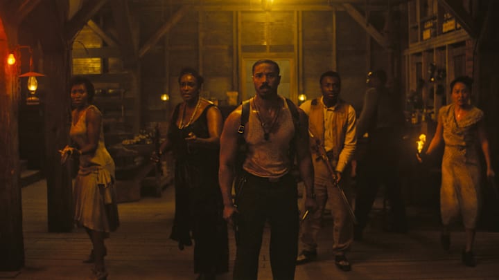 (L-r) JAYME LAWSON as Pearline, WUNMI MOSAKU as Annie, MICHAEL B. JORDAN as Smoke, MILES CATON as Sammie Moore, and LI JUN LI as Grace Chow, in Warner Bros. Pictures’ “SINNERS,” a Warner Bros. Pictures release.