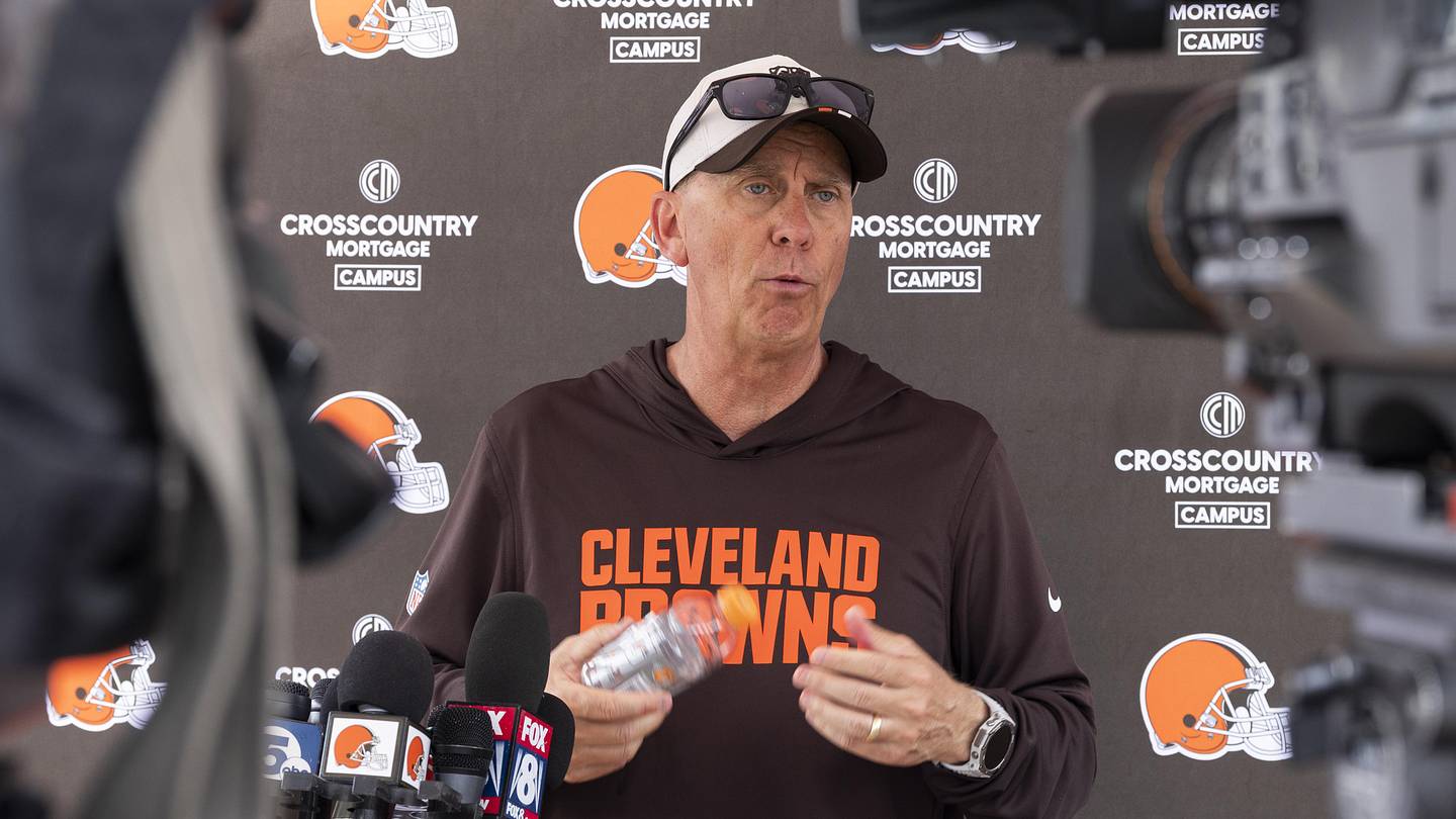 Todd Monken Refuses To Name Starting QB After Browns Minicam