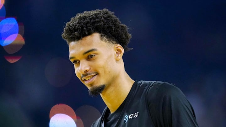 Feb 15, 2025; Oakland, CA, USA; Chuck’s Global Stars forward Victor Wembanyama (1) of the San Antonio Spurs stands on the court during the NBA All Star-Practice at Oracle Arena. Mandatory Credit: Cary Edmondson-Imagn Images