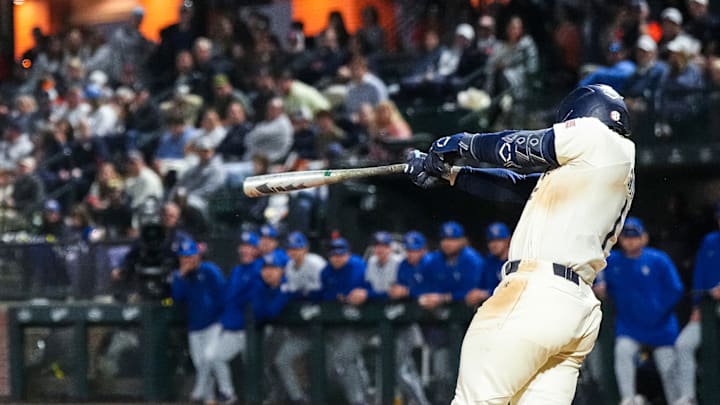 Eric Snow belts a two-run home run in Auburn Tigers 4-2 win over the LSU Tigers in a big SEC Clash.