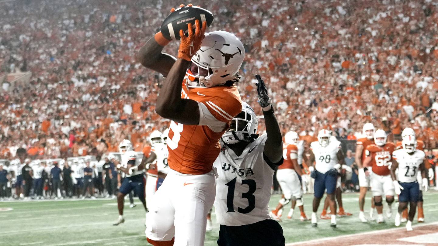 Cowboys 2027 Mock Draft Lands Elite Downfield WR to Replace George Pickens