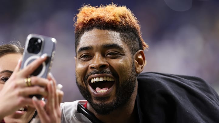 Wide receiver Jauan Jennings