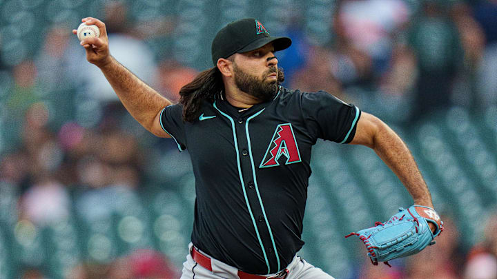 Sep 8, 2025; San Francisco, California, USA; Arizona Diamondbacks starting pitcher Nabil Crismatt (61) delivers a pitch against the San Francisco Giants during the first inning at Oracle Park. Mandatory Credit: Neville E. Guard-Imagn Images Sep 8, 2025; San Francisco, California, USA; Arizona Diamondbacks starting pitcher Nabil Crismatt (61) delivers a pitch against the San Francisco Giants during the first inning at Oracle Park. Mandatory Credit: Neville E. Guard-Imagn Images