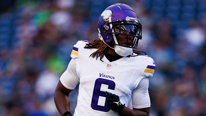 Minnesota Vikings safety Lewis Cine