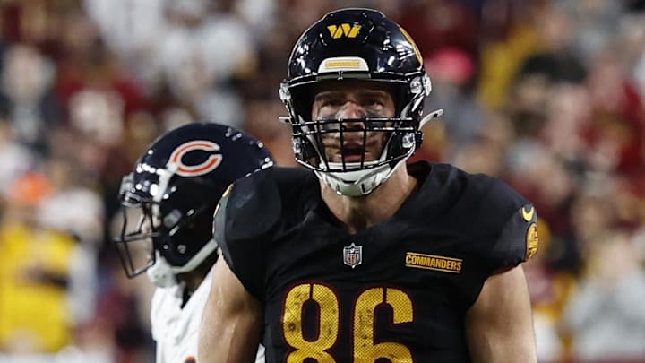 Oct 27, 2024; Landover, Maryland, USA; Washington Commanders tight end Zach Ertz (86) Mandatory Credit: Geoff Burke-Imagn Images