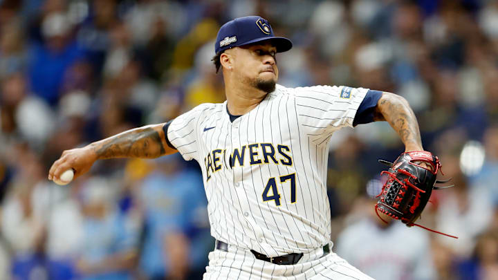 The New York Mets have signed Frankie Montas