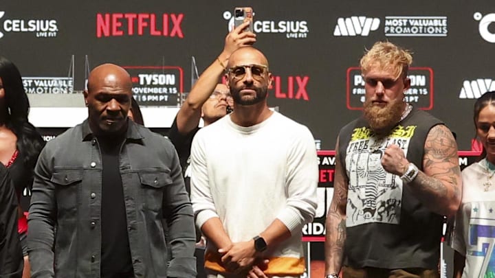 Paul and Tyson get set to square off in Texas.