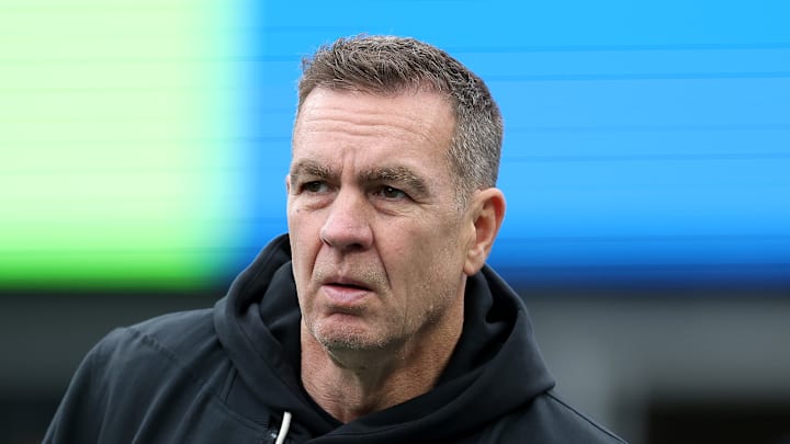 Lou Anarumo of the Indianapolis Colts watches play