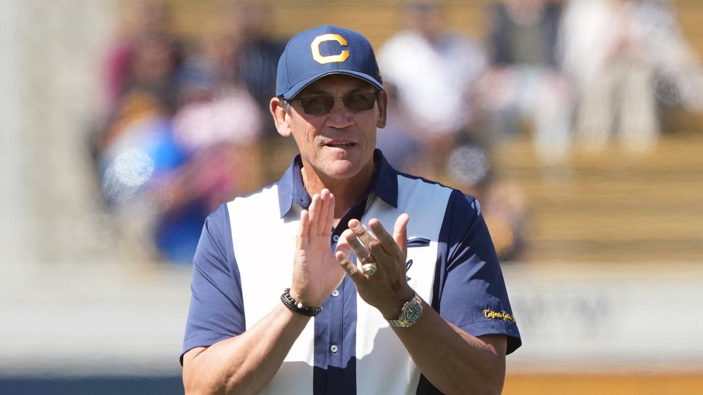 Cal GM Ron Rivera Reportedly Interviews for Arizona Cardinals Coaching Job