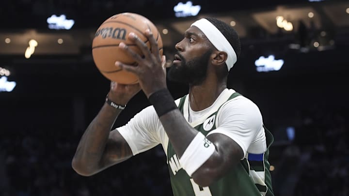 Dec 29, 2025; Charlotte, North Carolina, USA;  Milwaukee Bucks forward center Bobby Portis (9) shoots during the first half against the Charlotte Hornets at the Spectrum Center. Mandatory Credit: Sam Sharpe-Imagn Images
