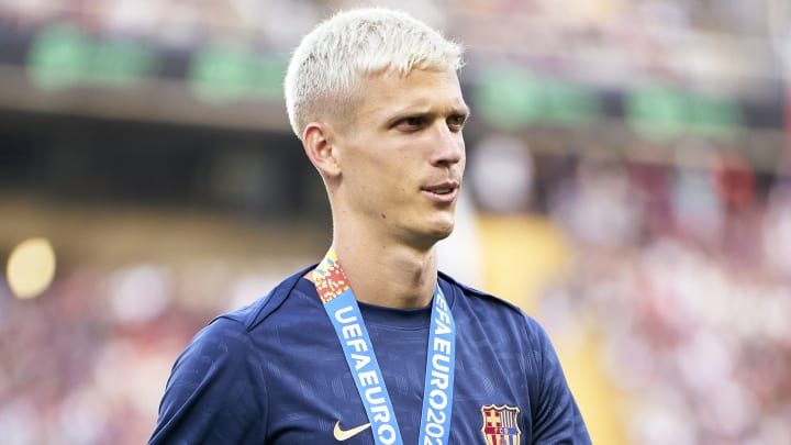 Dani Olmo não estará em campo na estreia oficial do Barça