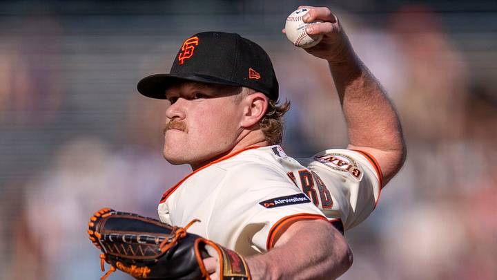 San Francisco Giants starting pitcher Logan Webb (62) throws a pitch. Credit: John Hefti-Imagn Images San Francisco Giants starting pitcher Logan Webb (62) throws a pitch. Credit: John Hefti-Imagn Images