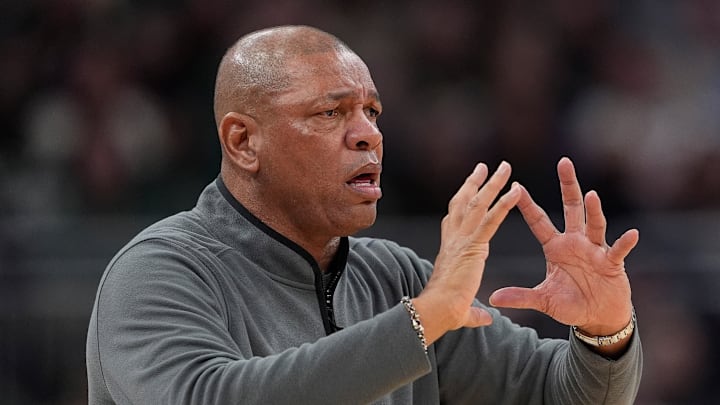 Charlotte Hornets v Milwaukee Bucks