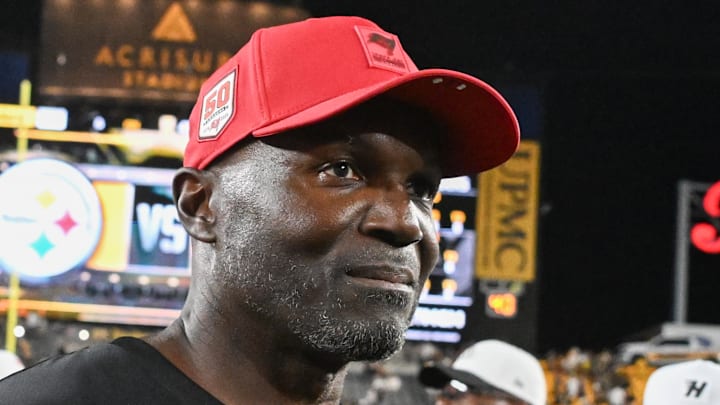 Aug 16, 2025; Pittsburgh, Pennsylvania, USA; Tampa Bay Buccaneers head coach Todd Bowles following a game against the Pittsburgh Steelers at Acrisure Stadium. Mandatory Credit: Barry Reeger-Imagn Images Aug 16, 2025; Pittsburgh, Pennsylvania, USA; Tampa Bay Buccaneers head coach Todd Bowles following a game against the Pittsburgh Steelers at Acrisure Stadium. Mandatory Credit: Barry Reeger-Imagn Images