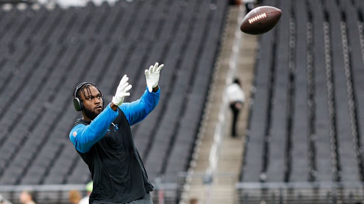 Jonathan Mingo debutó en la NFL con los Carolina Panthers 