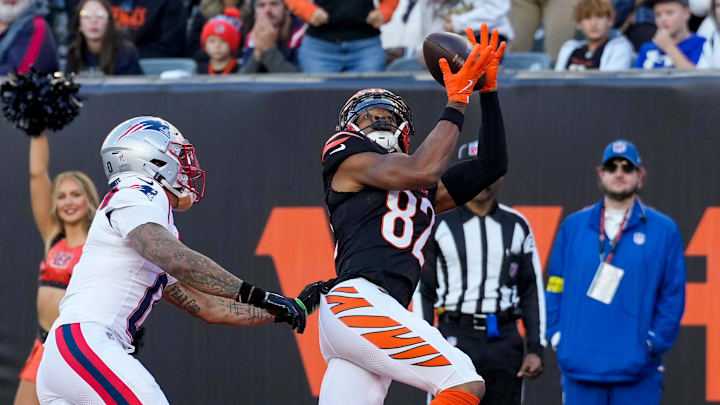 Nov 23, 2025; Cincinnati, Ohio, USA; Cincinnati Bengals wide receiver Mitchell Tinsley (82) catches a pass in the end zone for a touchdown in the fourth quart at Paycor Stadium. Mandatory Credit: Sam Greene-USA TODAY Network via Imagn Images Nov 23, 2025; Cincinnati, Ohio, USA; Cincinnati Bengals wide receiver Mitchell Tinsley (82) catches a pass in the end zone for a touchdown in the fourth quart at Paycor Stadium. Mandatory Credit: Sam Greene-USA TODAY Network via Imagn Images