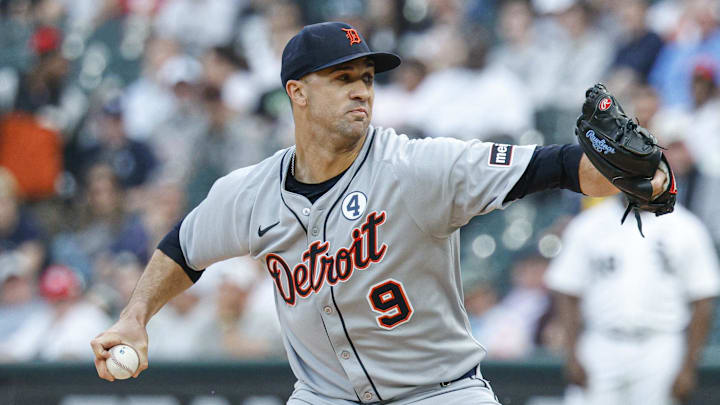 Jun 2, 2025; Chicago, Illinois, USA; Detroit Tigers starting pitcher Jack Flaherty (9) delivers a pitch against the Chicago White Sox during the first inning at Rate Field. 