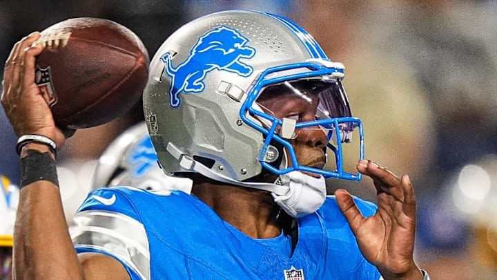Detroit Lions quarterback Hendon Hooker (2).