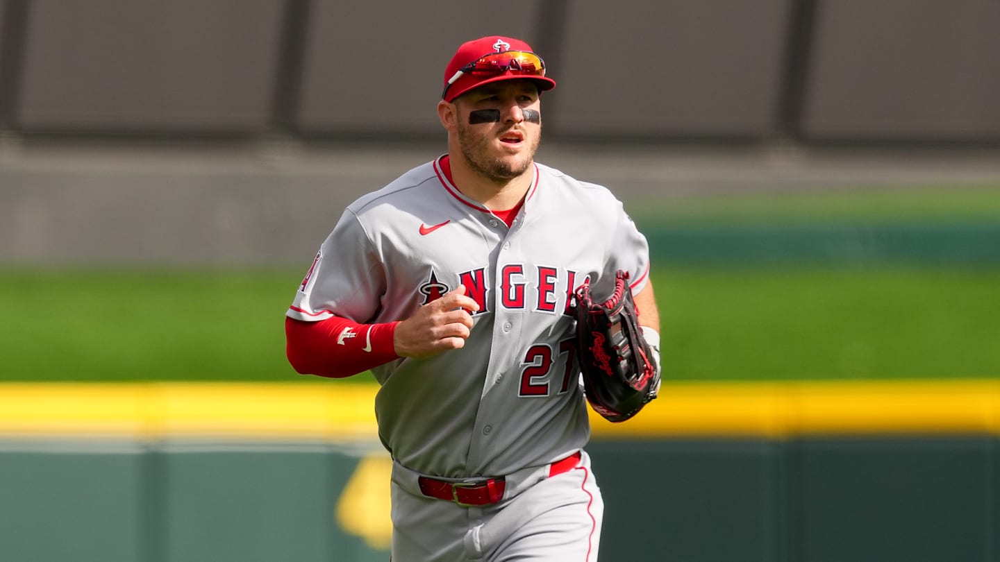 Mike Trout Is Back Where He Belongs, and It Shows