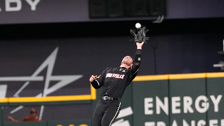 Feb 14, 2025; Arlington, TX, USA; Texas Longhorns versus the Louisville Cardinals during the Shriner's Children's College Showdown at Globe Life Field. Mandatory Credit: Chris Jones-Imagn Images
