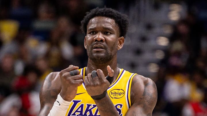 Los Angeles Lakers, Deandre Ayton