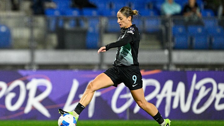 Esther González of Gotham FC