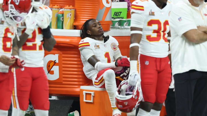 Feb 9, 2025; New Orleans, LA, USA; Kansas City Chiefs players including Kansas City Chiefs wide receiver Xavier Worthy (1) react from the sideline in the fourth quarter against the Philadelphia Eagles in Super Bowl LIX at Ceasars Superdome. Mandatory Credit: Stephen Lew-Imagn Images