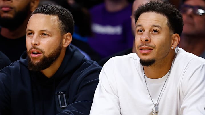 Golden State Warriors v Los Angeles Lakers