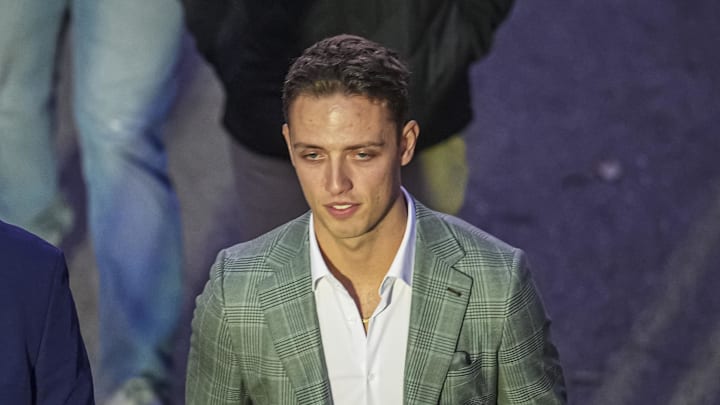 Nov 29, 2024; Athens, Georgia, USA; Georgia Bulldogs quarterback Carson Beck (15) walks in during the dawg walk prior to the game against the Georgia Tech Yellow Jackets at Sanford Stadium. Mandatory Credit: Dale Zanine-Imagn Images Nov 29, 2024; Athens, Georgia, USA; Georgia Bulldogs quarterback Carson Beck (15) walks in during the dawg walk prior to the game against the Georgia Tech Yellow Jackets at Sanford Stadium. Mandatory Credit: Dale Zanine-Imagn Images