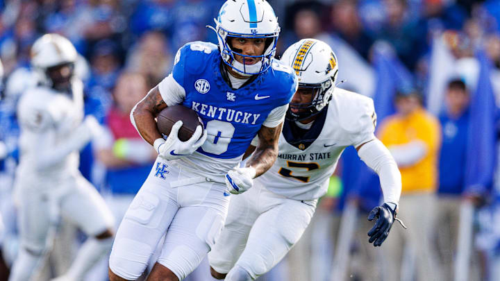 Kentucky wide receiver Dane Key carries the ball during a game against Murray State on Nov 16, 2024. 