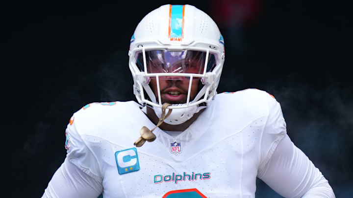 New England Patriots v Miami Dolphins New England Patriots v Miami Dolphins