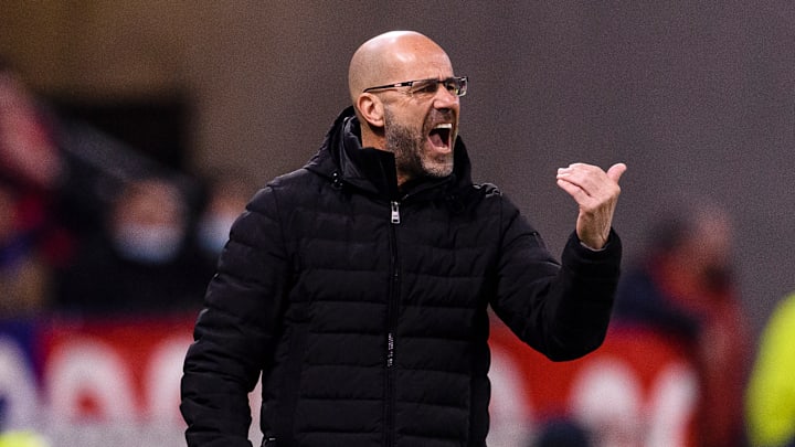 Bosz restera l'entraîneur de l'OL jusqu'en fin de saison Bosz restera l'entraîneur de l'OL jusqu'en fin de saison